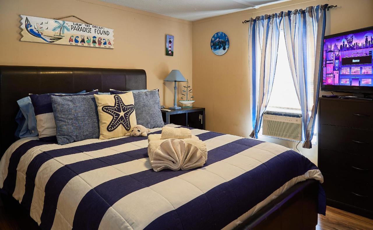 Room In Bb - Pleasant Days Bb Tropical Master Suite Homosassa Ngoại thất bức ảnh
