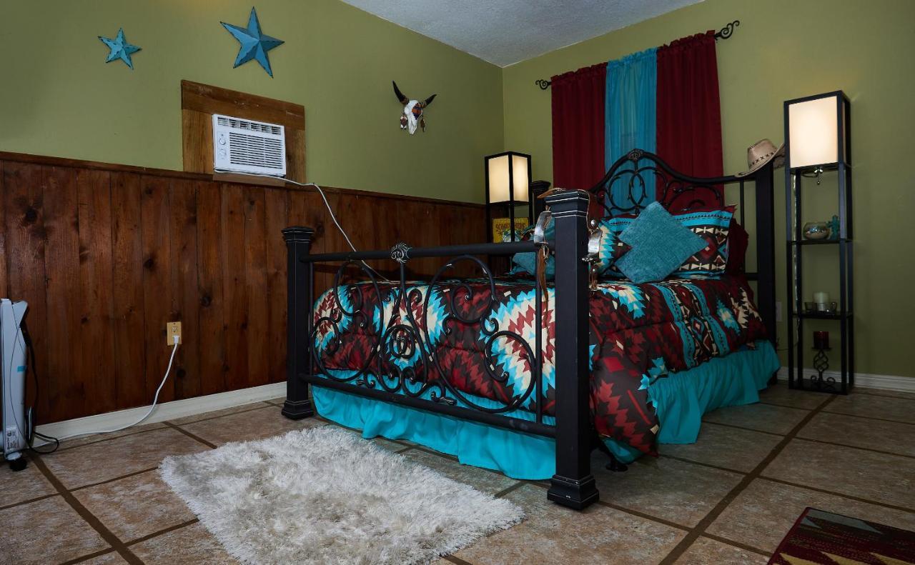 Room In Bb - Pleasant Days Bb Tropical Master Suite Homosassa Ngoại thất bức ảnh